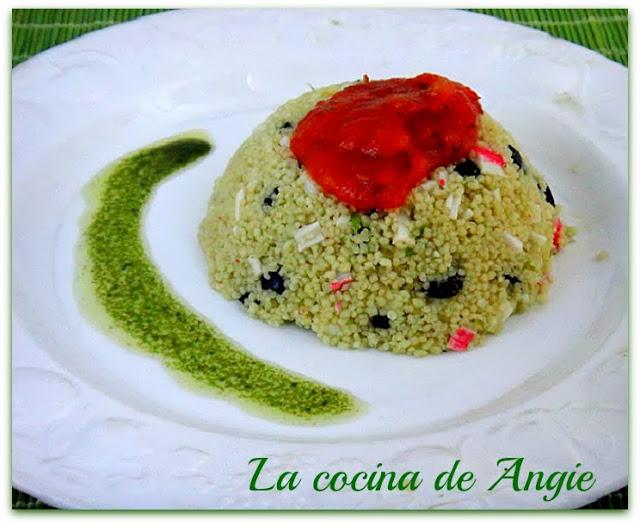 ENSALADA DE CUSCÚS, TOMATE CONFITADO Y ACEITE DE ALBAHACA