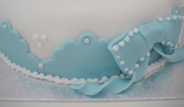 TARTA DECORADA RECIÉN NACIDO