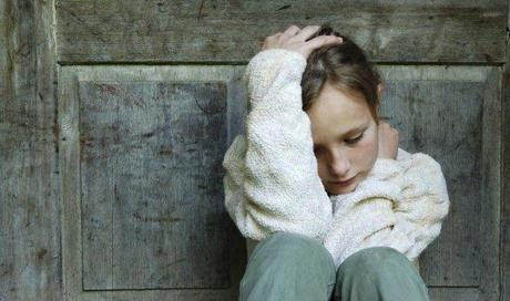 Adicción parental asociada a la depresión adulta de los niños