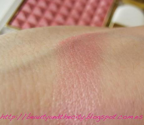 Estée Lauder Pure Color Illuminating Powder Gelée Blush in 01 Tease