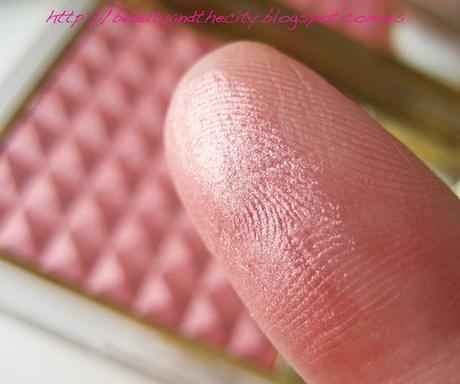 Estée Lauder Pure Color Illuminating Powder Gelée Blush in 01 Tease