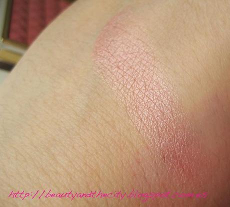 Estée Lauder Pure Color Illuminating Powder Gelée Blush in 01 Tease