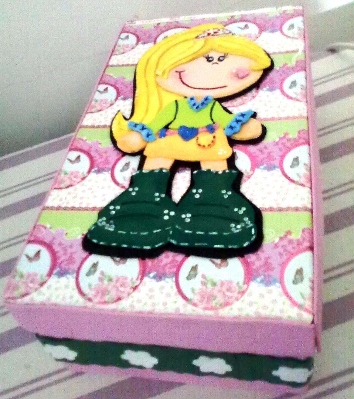 Caja Forrada con goma eva