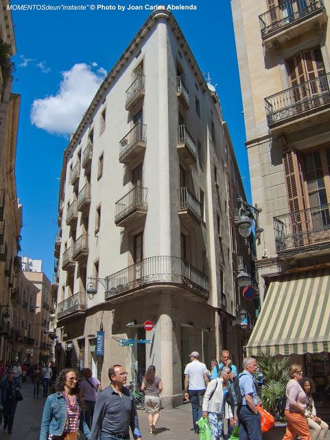 Barcelona (Ciutat Vella): Camino de calles