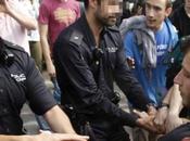 Policía carga contra grupo personas defendían inmigrantes Madrid