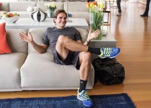 federer5 300x215 Roger Federer y Nike Free Trainer 5.0 vs mosca,  ¿Quién ganará el partido?