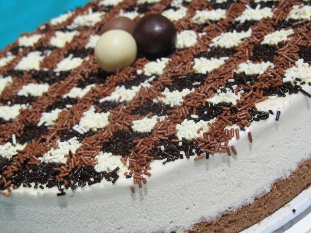Tarta helada de crema Quinder Bueno