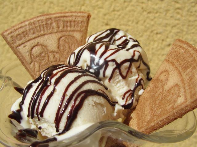 Tarta helada de crema Quinder Bueno