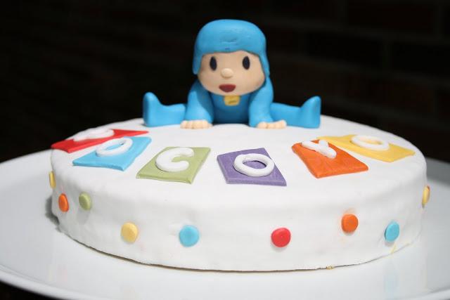 POCOYO FONDANT CAKE