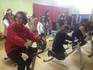 JUNTA DE VECINOS DE BAHÍA CHILOTA JUNTO AL FOSIS IMPLEMENTAN EQUIPAMIENTO PARA ACTIVIDAD FÍSICA EN PORVENIR