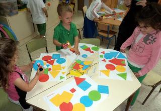 AHORA LES TOCA A LOS TRIÁNGULOS