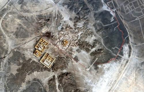 Vista de satélite de la ciudad de Uruk con reconstrucciones superpuestas