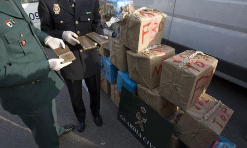 Halladas 3 toneladas de hachís en una nave de Alcalá de Guadaíra (Sevilla)