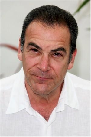 Mandy Patinkin se incorpora a Wish I Was Here