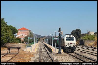 Los recortes de Fomento para los trenes de media distancia afectan a la Comarca de Almadén