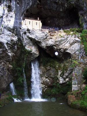 I LOVE CANGAS DE ONIS!!