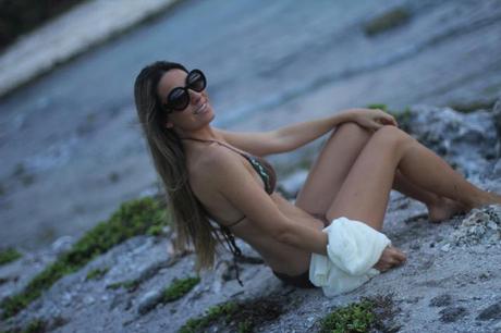 Mónica Sors bikini Caribbean beach 