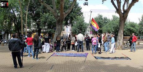 Las corralas de la provincia de Sevilla marchan hasta el Parlamento Andaluz