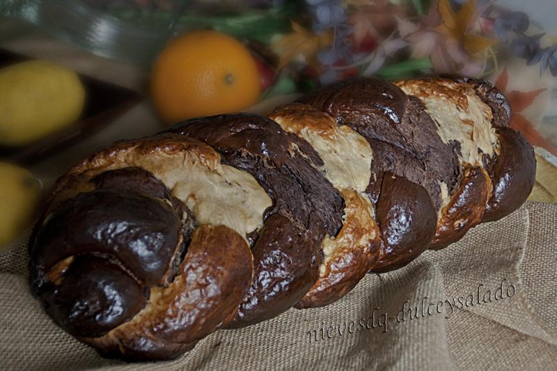 TRENZA DE PAN DE CUATRO CABOS Y DE DOS COLORES (CHOCOLATE Y CITRICOS CONFITADOS)