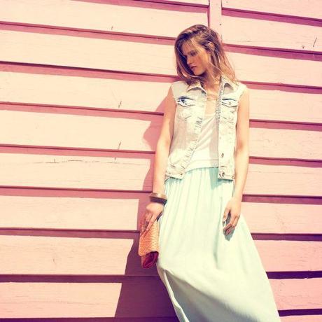 Stradivarius lanza el nuevo Lookbook de Mayo 935346_10151360141196459_1122643467_n