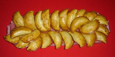 Empanadillas de queso semicurado, berenjena y magro