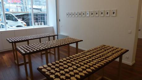 De galerías por París: Haegue Yang en Chantal Crousel y Allan MacCollum en mfc-michèle didier De galerías por París: Haegue Yang en Chantal Crousel y Allan MacCollum en mfc-michèle didier