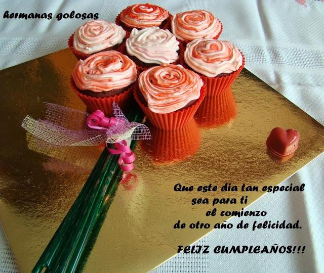 RAMO DE FLORES CON CUPCAKES RED  VELVET