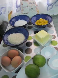 Bizcocho de coco, maíz y lima