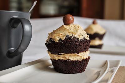 Mini cakes de chocolate y buttercream de moka - Cakes a medida Cake_chocolate_buttercream_moka