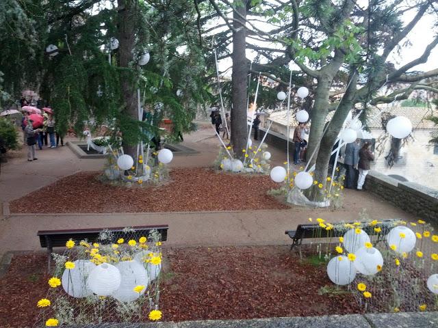 Mayo tiempo de Flores   /     Flowers in May Time