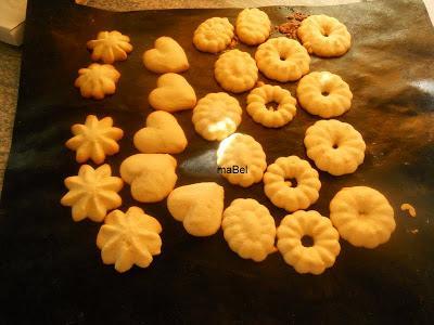 Galletas o pastas con pistola electrica