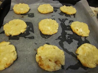 Cookies de macadamias y chocolate blanco