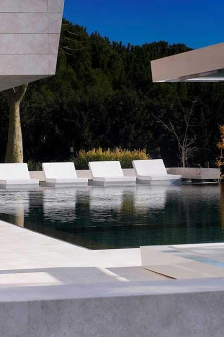 A-cero Projects ‘ALONE’ THE MOVIE – UN CORTO SOBRE UNA VIVIENDA DISEÑADA POR A-CERO