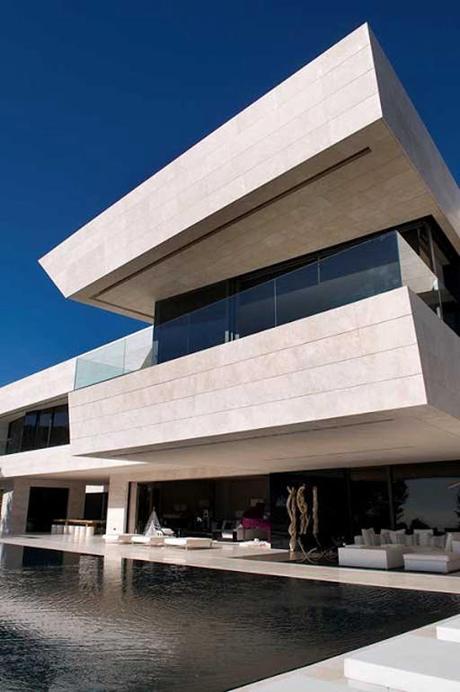 A-cero Projects ‘ALONE’ THE MOVIE – UN CORTO SOBRE UNA VIVIENDA DISEÑADA POR A-CERO