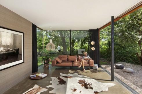 Santpoort Rail House by Zecc Architects5