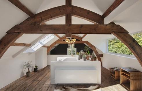 Santpoort Rail House by Zecc Architects10