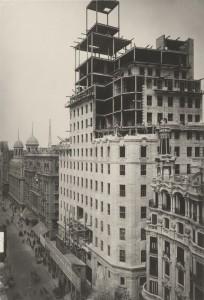 El edificio casi concluido. Madrid
