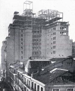 El edificio comienza a tomar su aspecto definitivo, Madrid