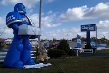 Slash Gordon ya tiene mini