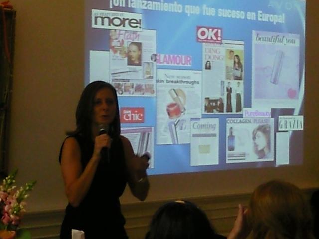 NUEVO LANZAMIENTO Y EVENTO AVON