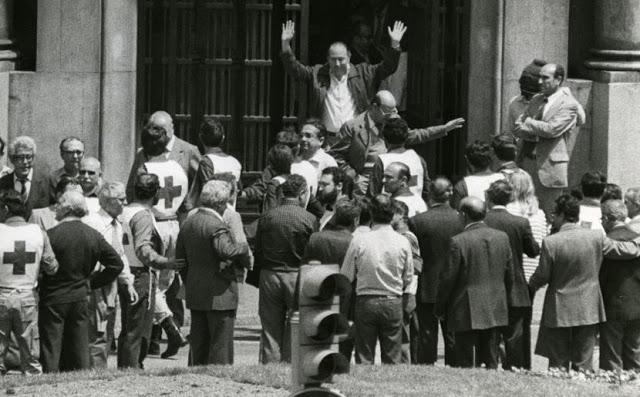 BARCELONA...HOY HACE 32 AÑOS , 23 DE MAYO DEL 1981,DEL ASALTO AL BANCO CENTRAL DE PLAÇA CATALUNYA...23-05-2013...