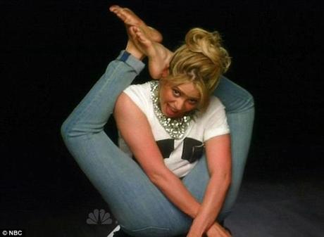 Shakira presumió sus grandes habilidades como contorsionista (VIDEO)
