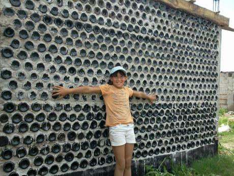 Construir con ecoladrillos ¿Una solución ecológica? ecoladrillos Construir con ecoladrillos ¿Una solución ecológica?