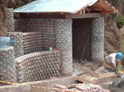 Construir ecoladrillos ¿Una solución ecológica?