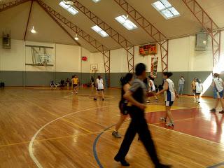 SE JUGÓ NUEVA FECHA DEL TORNEO DE BÁSQUETBOL EN EL CANADELA