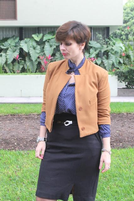 Mis Looks - Chaqueta Camel & Polka Dots