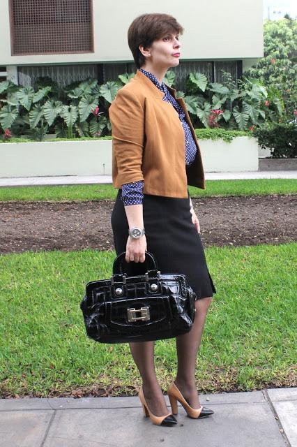 Mis Looks - Chaqueta Camel & Polka Dots