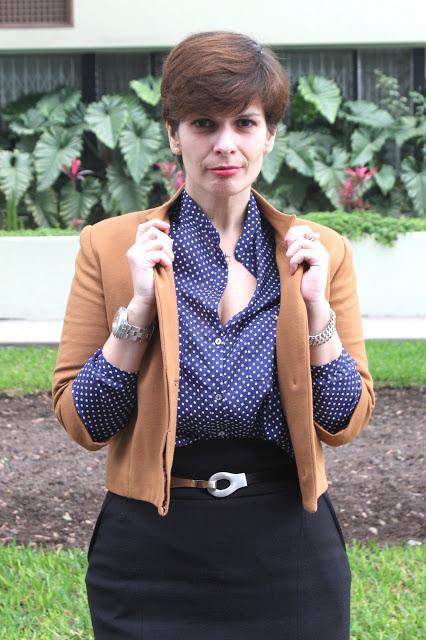 Mis Looks - Chaqueta Camel & Polka Dots