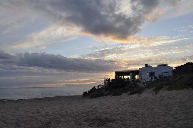 POSTALES DESDE IBIZA: PUESTA DE SOL Y CENA EN CALA TARIDA