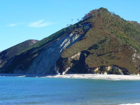 Bufones de Pría, Guadamía, Gulpiyuri y San Antolín : Cuanta belleza P1050031